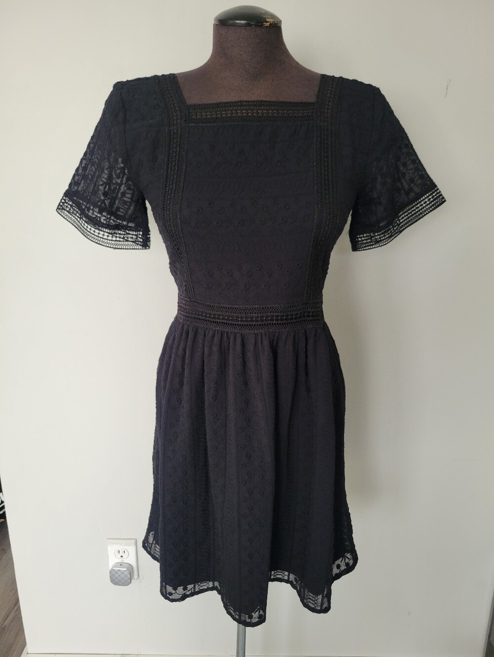 Abercombie & Fitch Lace Midi Dress Size XS